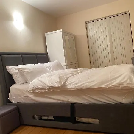 Birmingham Guesthouse Guest house
