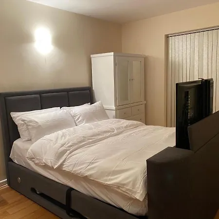 Birmingham Guesthouse ゲストハウス バーミンガム